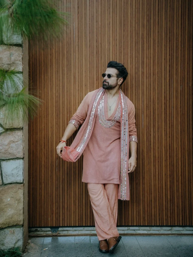 Rithvik Dhanjani Age